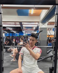 Huy v