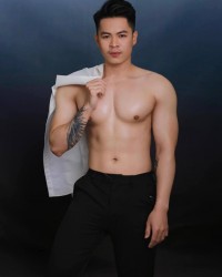 Tuấn -